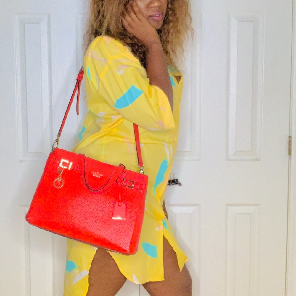 ☀️HOST PICK CACHÉ-Pastel loose fit oversized dress - Picture 2 of 10